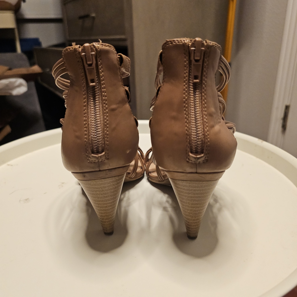 Fun Summer Tan Strappy Heels - Picture 3 of 8